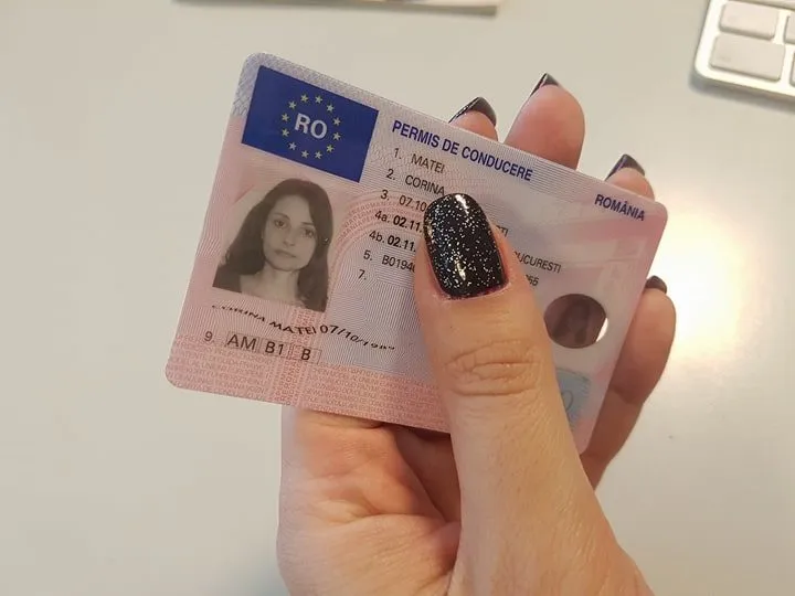 cumpar permis de conducere